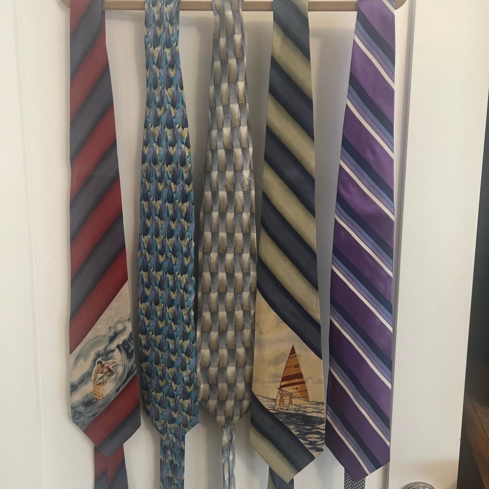 36 Men’s Neck Ties